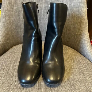 Mia Ankle Booties- NWOT